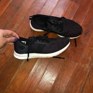 New Balance Size 7